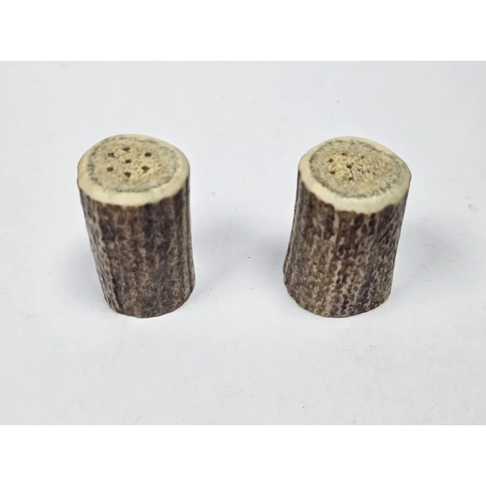 Elkhorn Montana Deer Antler Eagle Salt Pepper Shakers Souvenir